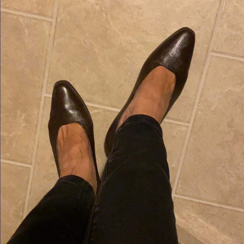 Brown Leather Pumps.